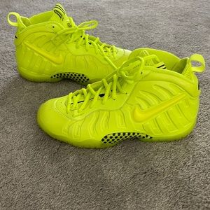 Authentic Nike foam posite only wore once